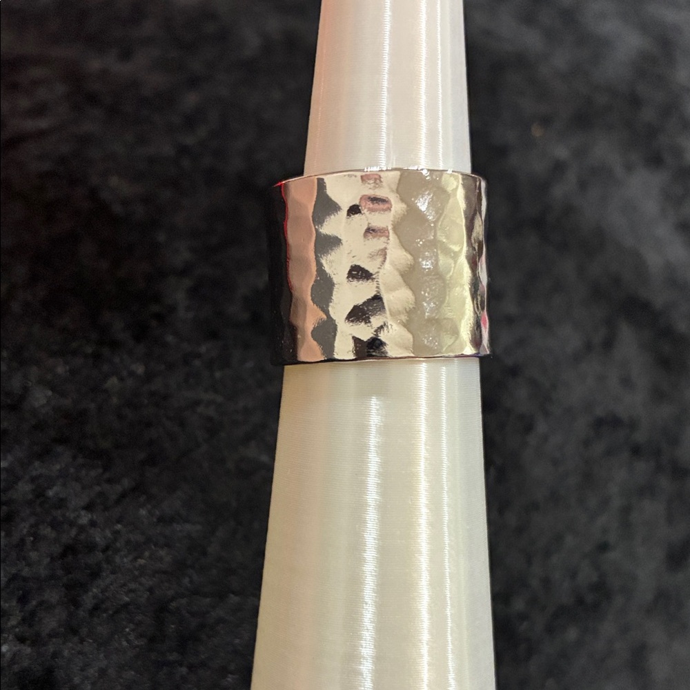 Source Unknown Silver Hammered Ring - image 2